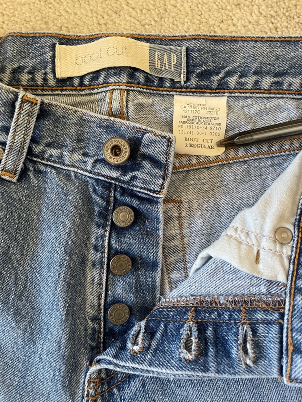 Vintage Gap Boot Cut Jeans - Light Blue Denim - Picture 3 of 10